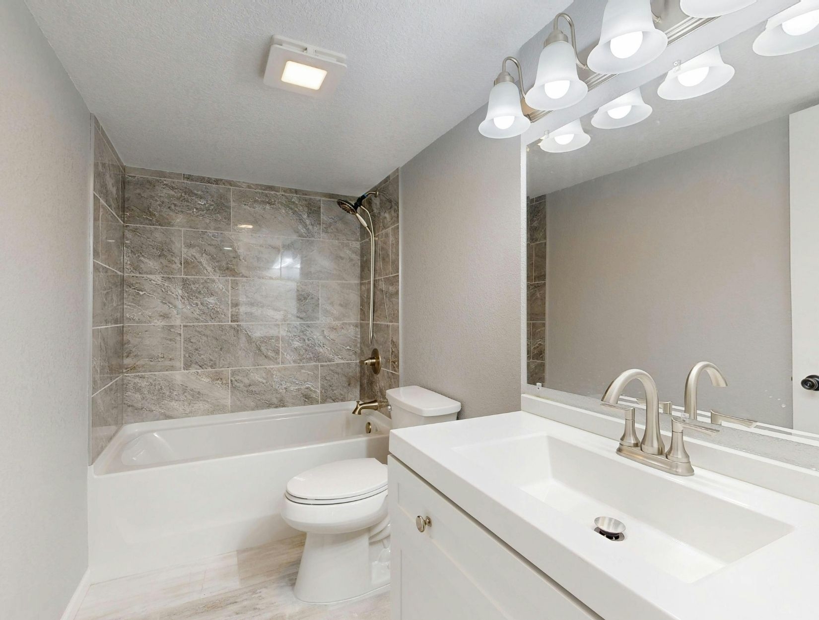 Apartment Cleaning Lincoln Park Chicago