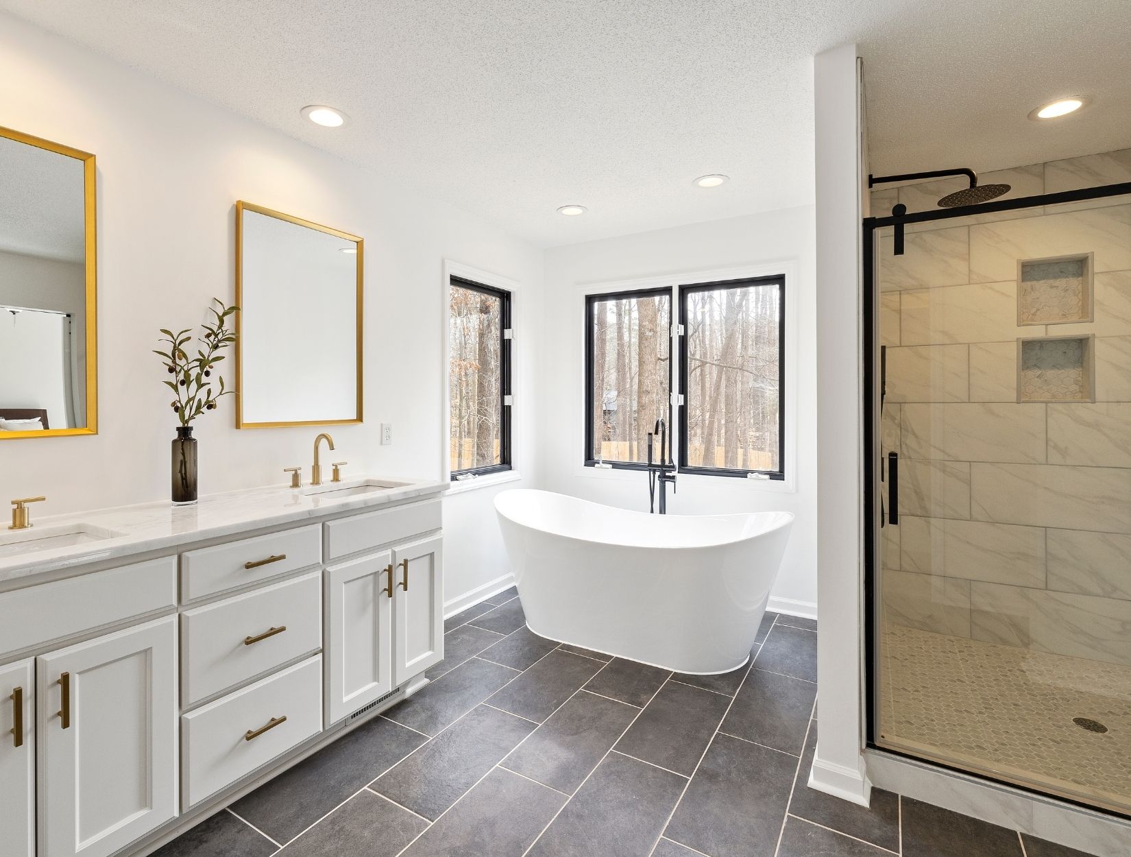 Licensed & Insured Cleaning Experts in Chicago